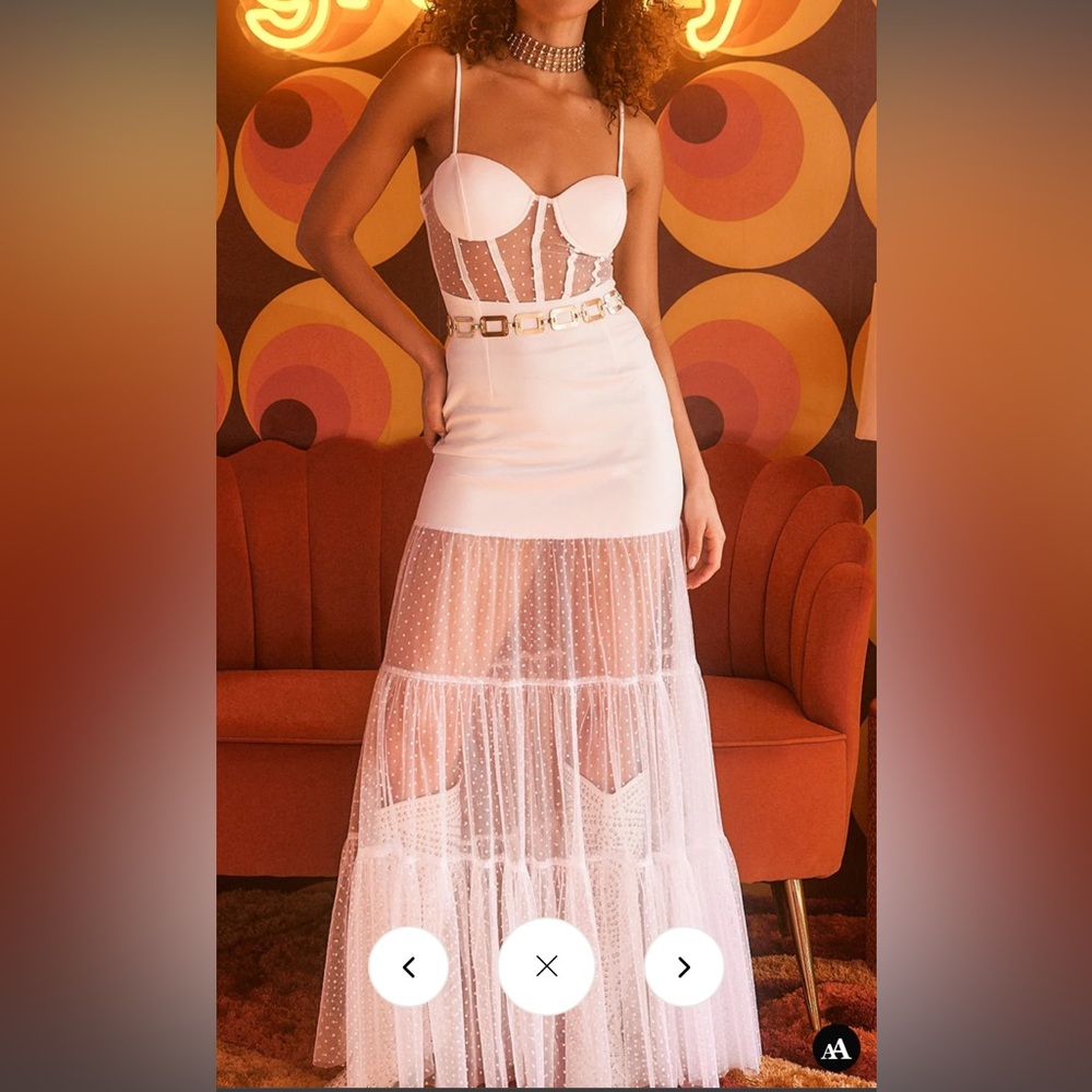 Super cute white maxi dress!